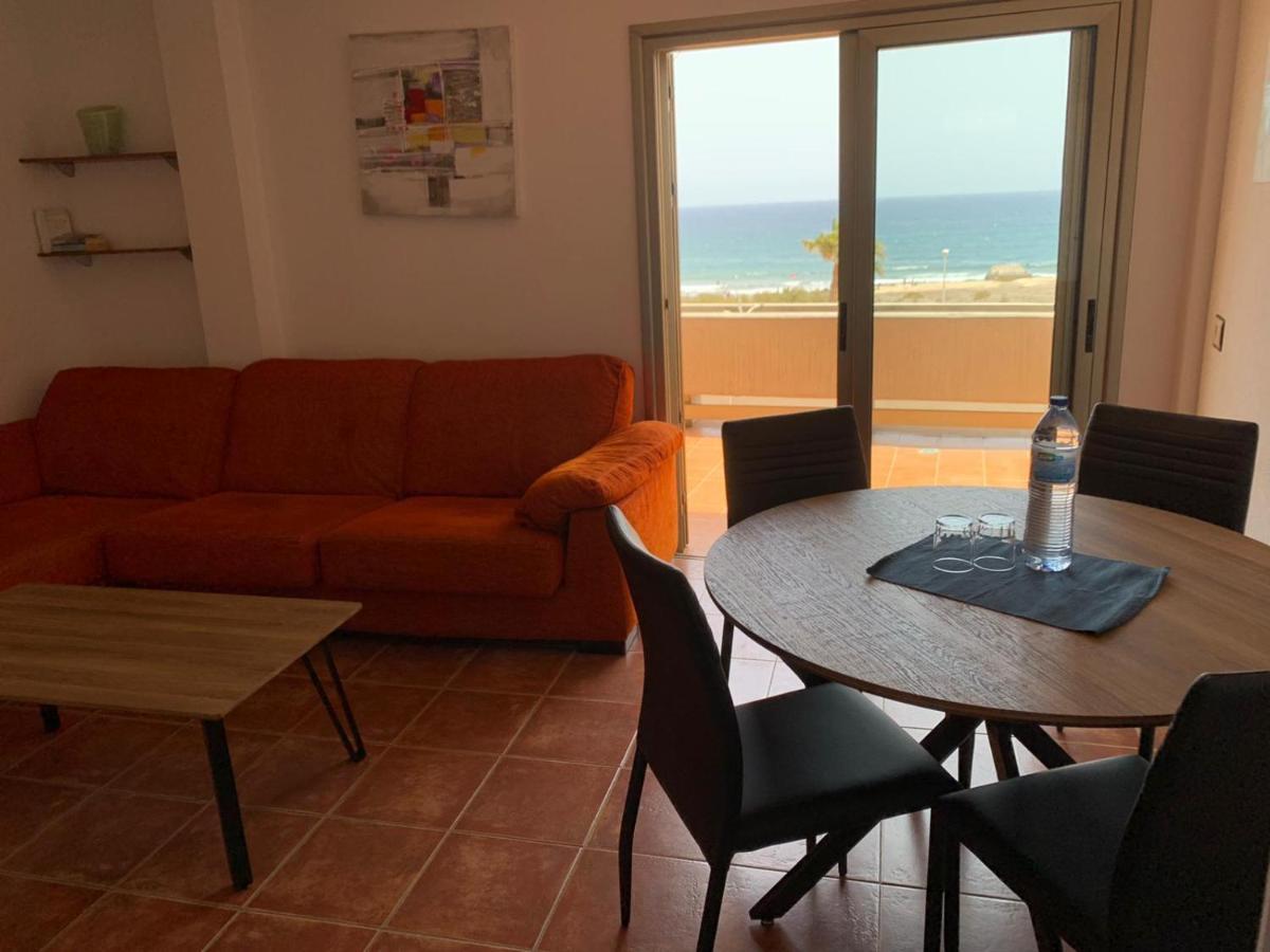 Nice Terrace In Front Of The Sea. La Jaquita El Medano  Exterior photo