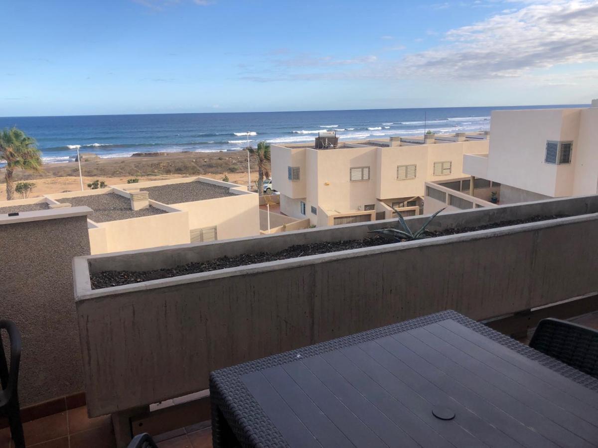 Nice Terrace In Front Of The Sea. La Jaquita El Medano  Exterior photo